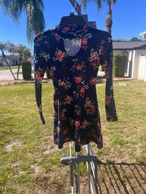 Stunning Joe Boxer Floral Cut-Out Mini Dress ✨